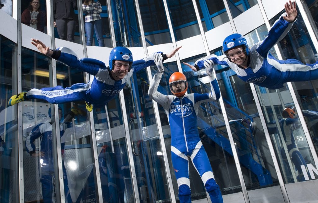 indoor_skydive_2+2_camps